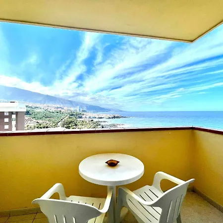 Apartment With Ocean Views In Playa Jardin In Puerto De La Cruz Puerto de la Cruz (Tenerife)