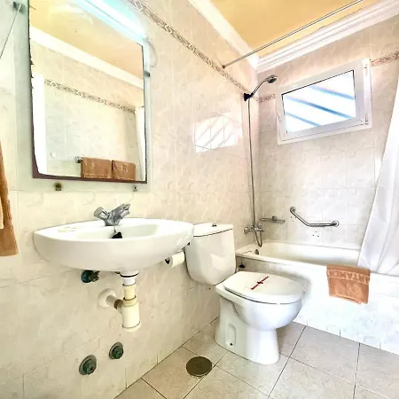 Apartment With Ocean Views In Playa Jardin In Puerto De La Cruz