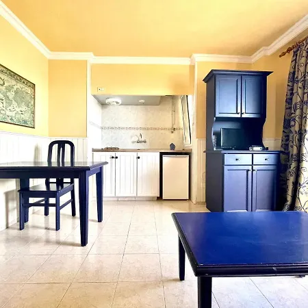 Appartement Apartment With Ocean Views In Playa Jardin In Puerto De La Cruz *