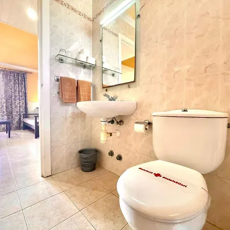 Apartment With Ocean Views In Playa Jardin In Puerto De La Cruz Puerto de la Cruz (Tenerife)