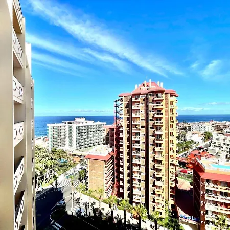 Apartment With Ocean Views In Playa Jardin In Puerto De La Cruz Puerto de la Cruz (Tenerife)