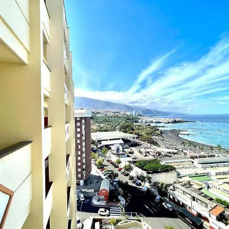 Apartment With Ocean Views In Playa Jardin In Puerto De La Cruz *